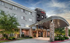 Courtyard Fort Worth West at Cityview