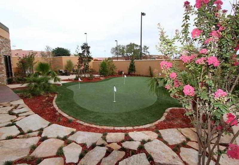 Courtyard Fort Worth West At Cityview Hotel Exterior photo